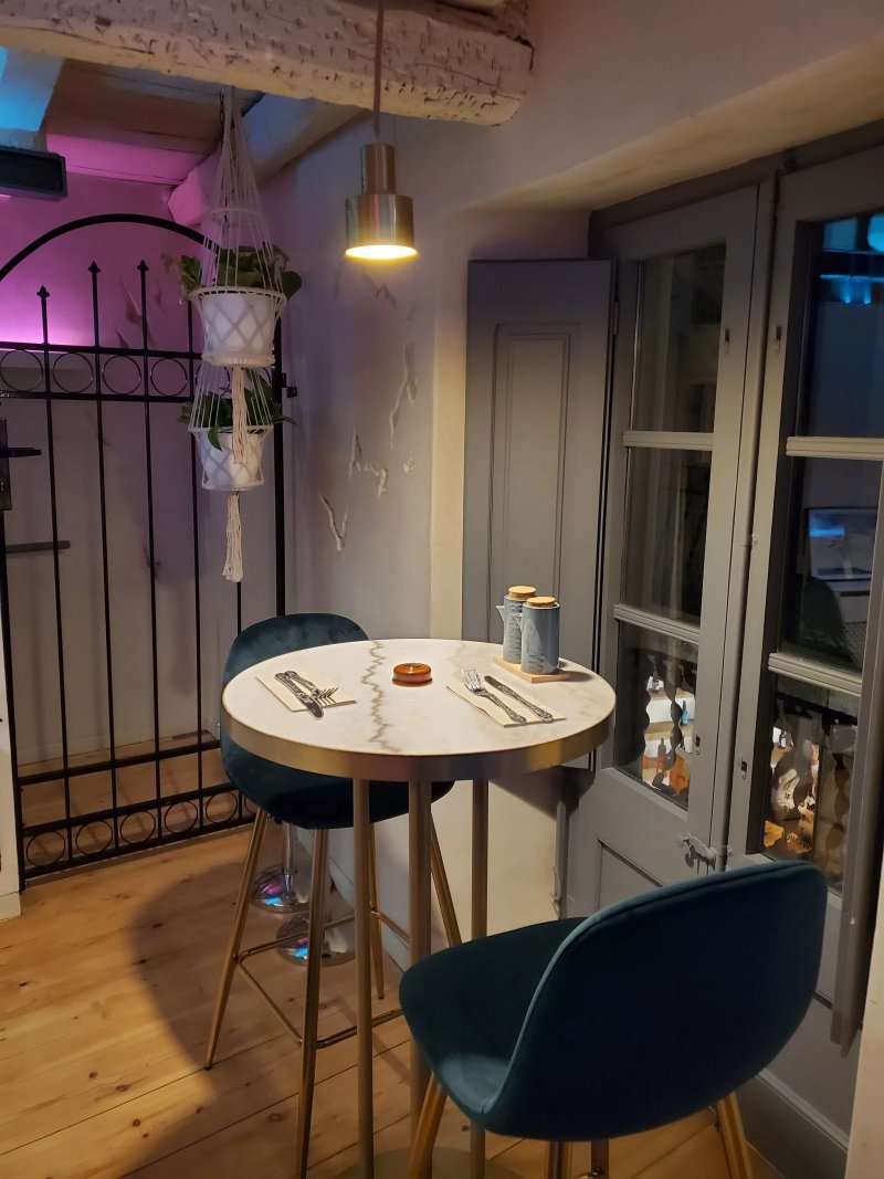 La Casa Restaurant & Cafe & Gastrobar