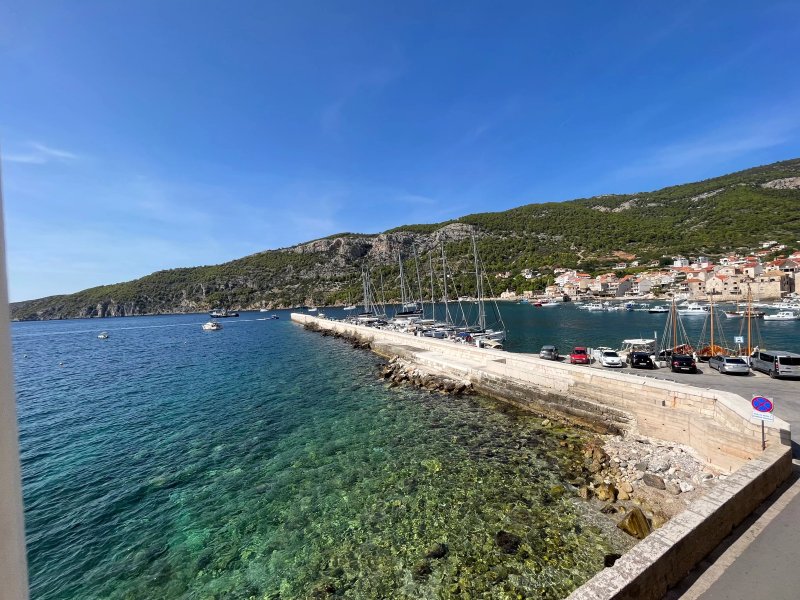 Mira Sea Front Guesthouse