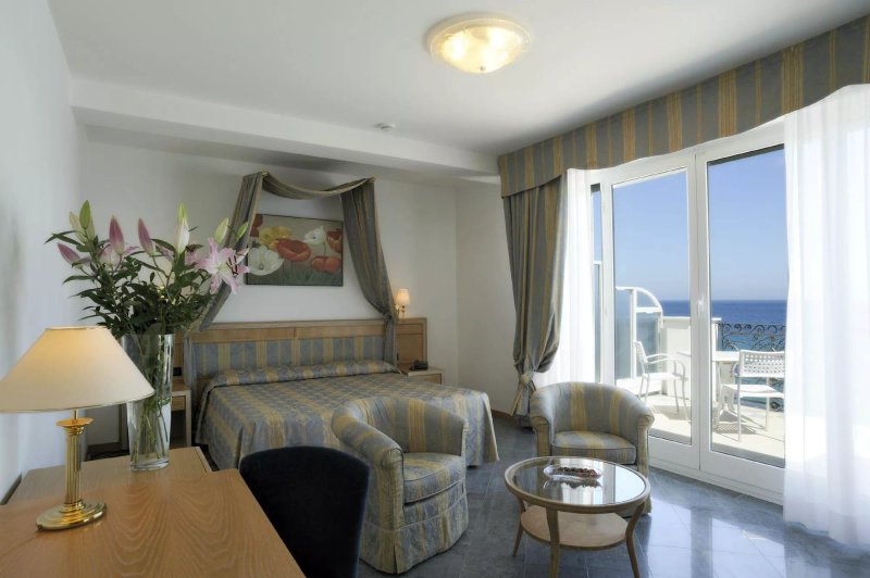 Grand Hotel Mediterranee