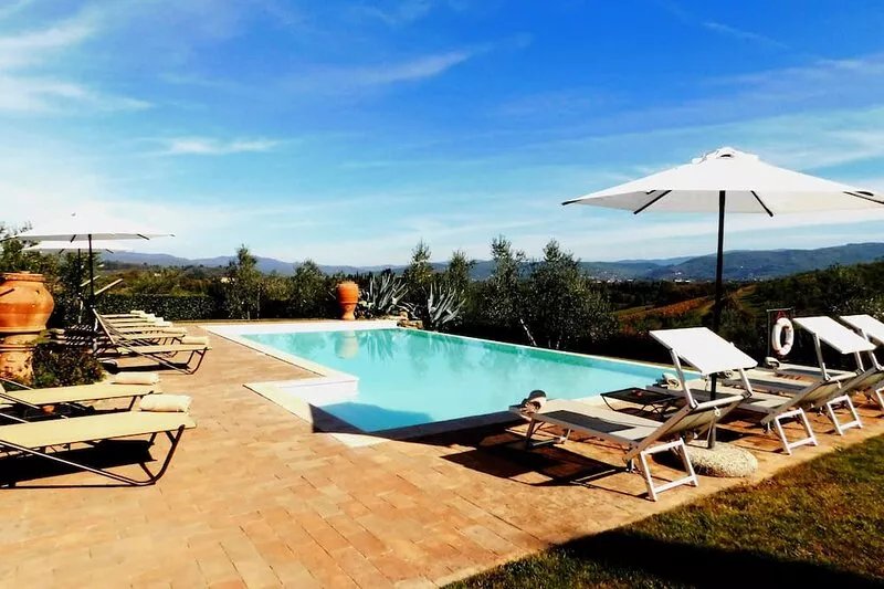 Spectacular Villa sleeping 12, Large private Pool, 9 km South of Florence City