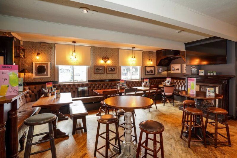 White Hart Cheadle
