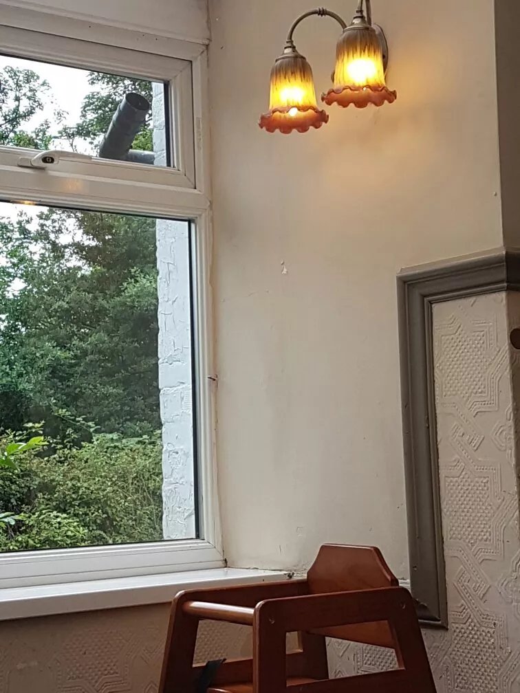 Hare & Hounds, Mill Brow