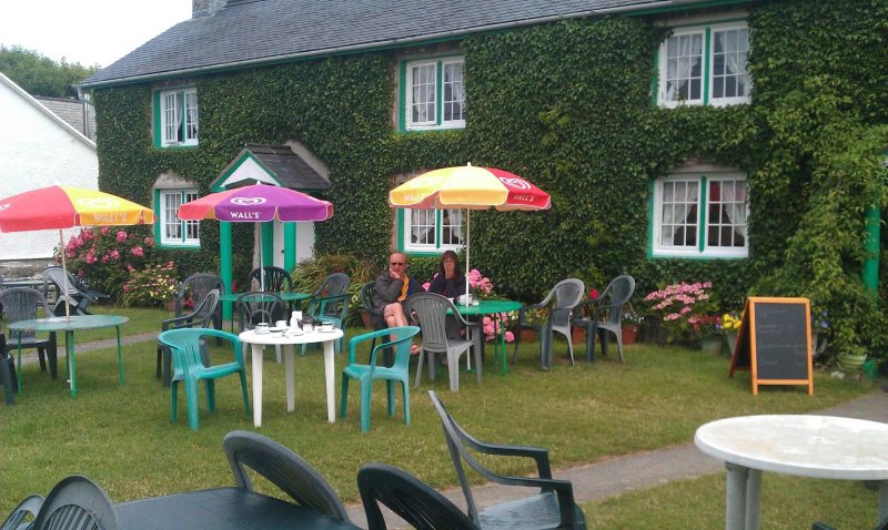 Bosh Tea Rooms