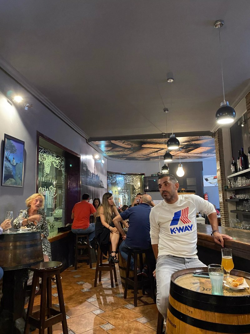 Vinateria Cerveceria Platero