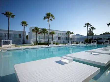 So Hotels Beach Resort