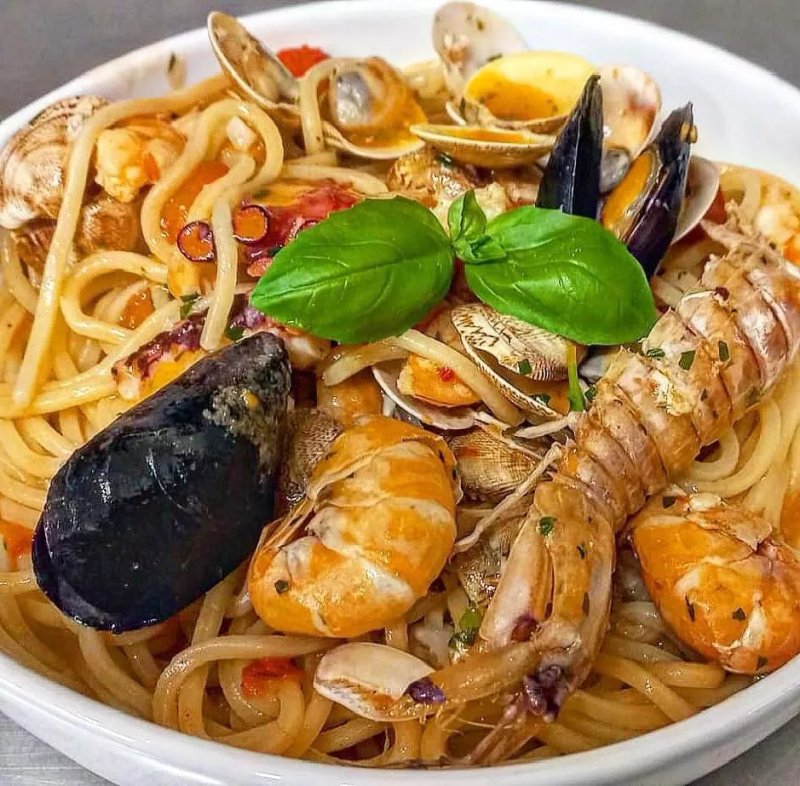 Coppola Rossa Dal Mare Alla Tavola Da Marco