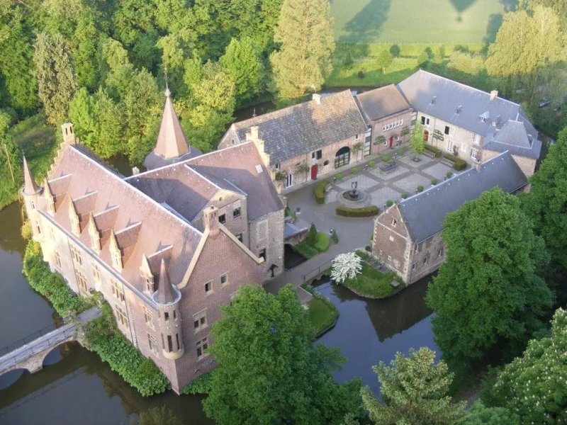 TerWorm Castle