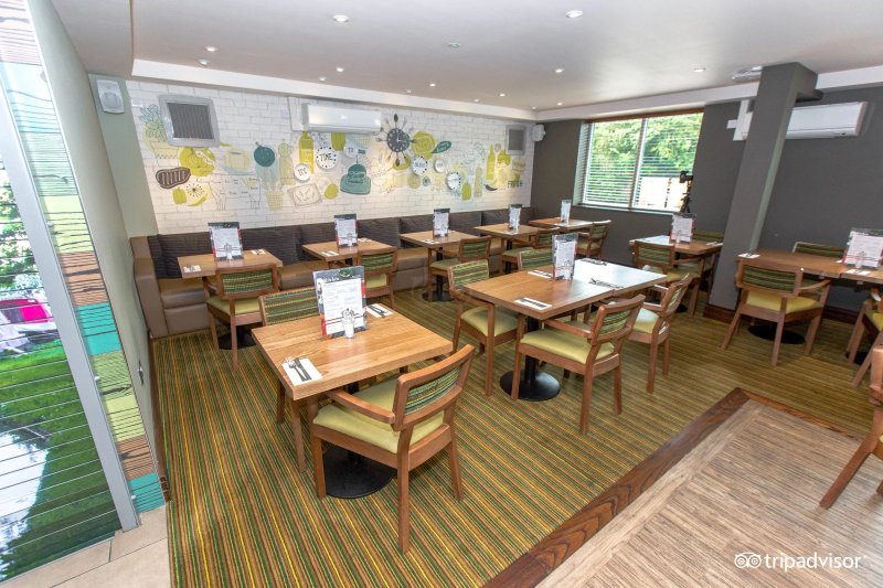 Premier Inn Watford North Hotel
