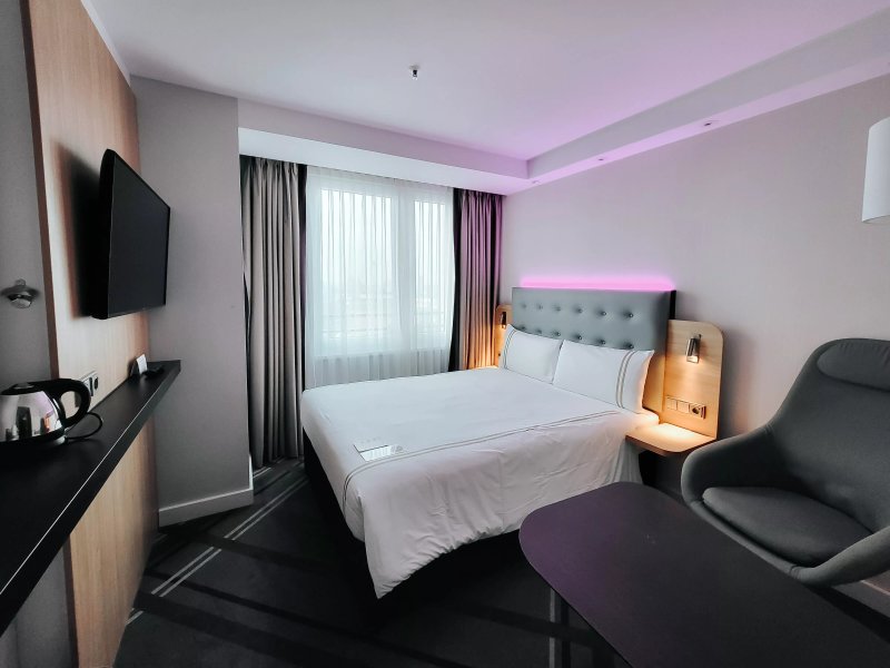 Premier Inn Köln City Süd Hotel