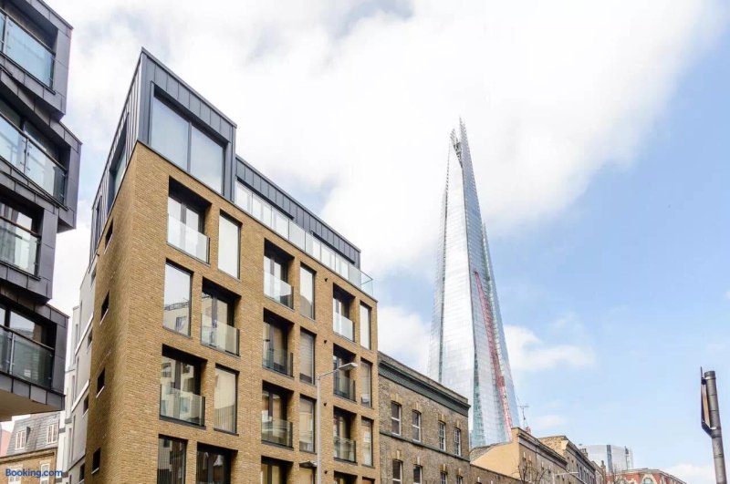 Tooley Street Apartments