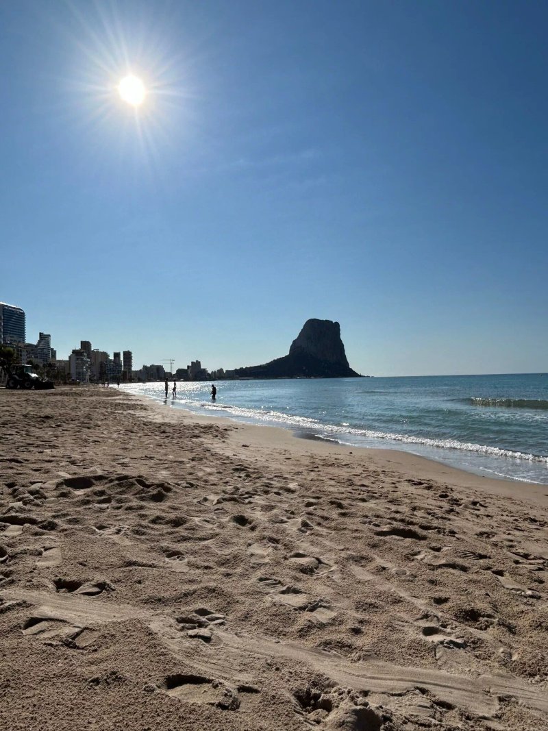 Calpe Arenal Beach