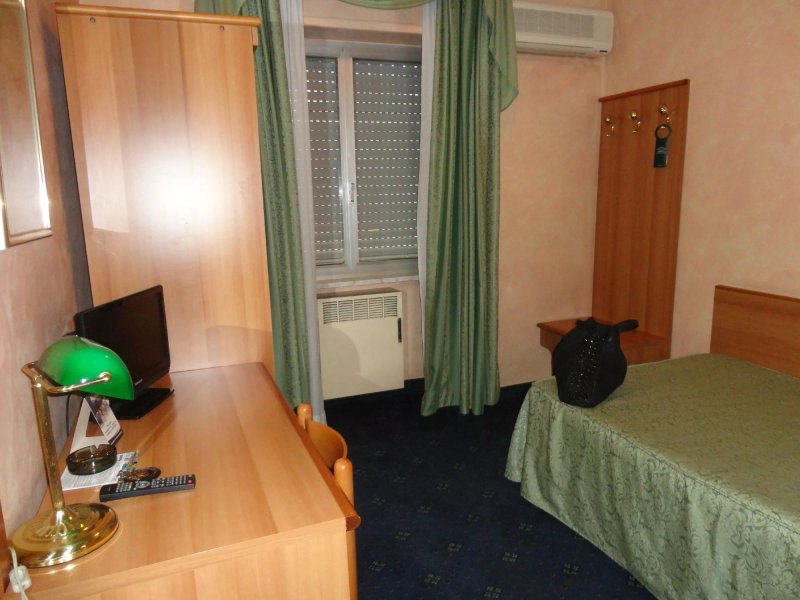 Hotel Adriano