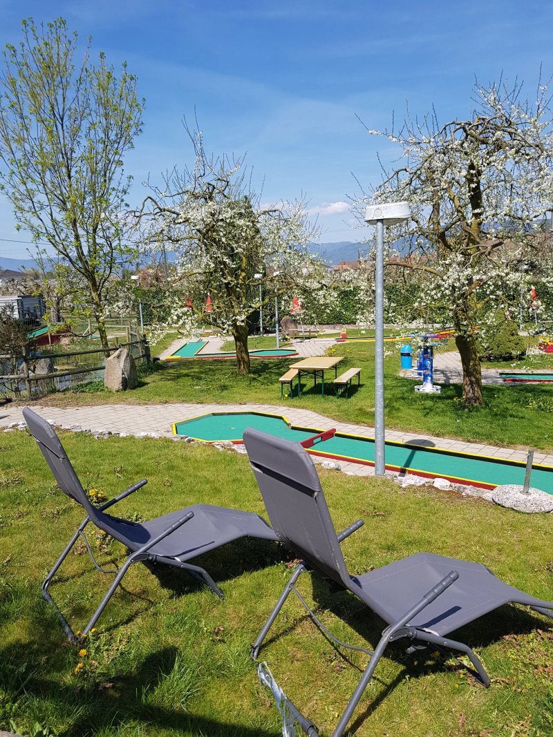 Restaurant et Minigolf Des Pommiers