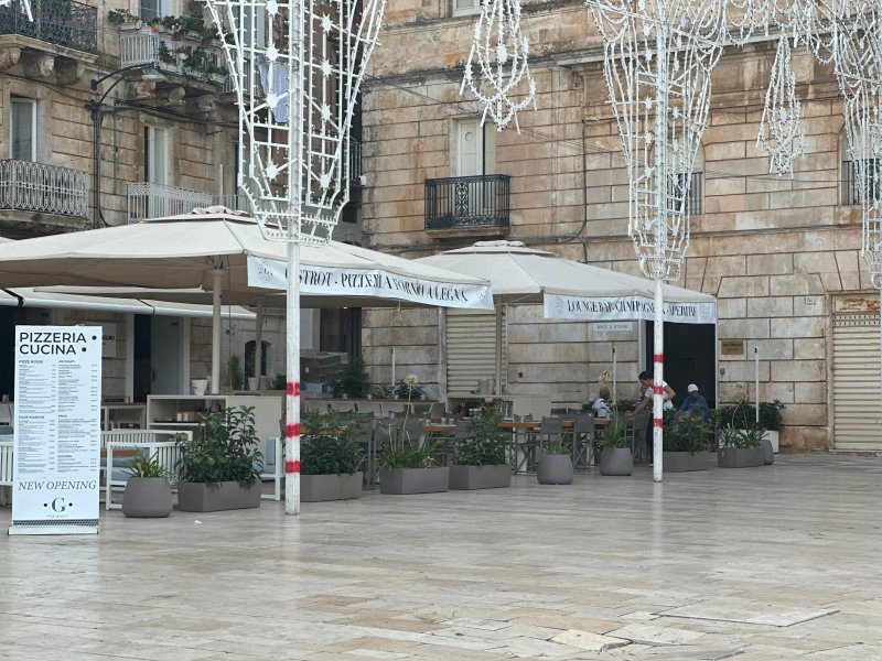 Garibaldi Drink & Food Restaurant