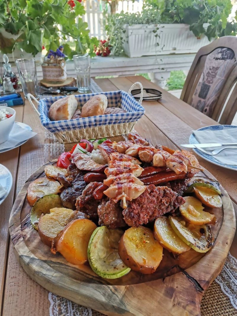Ethno Restaurant Rustik