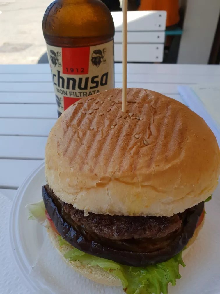 Aldo's Burger