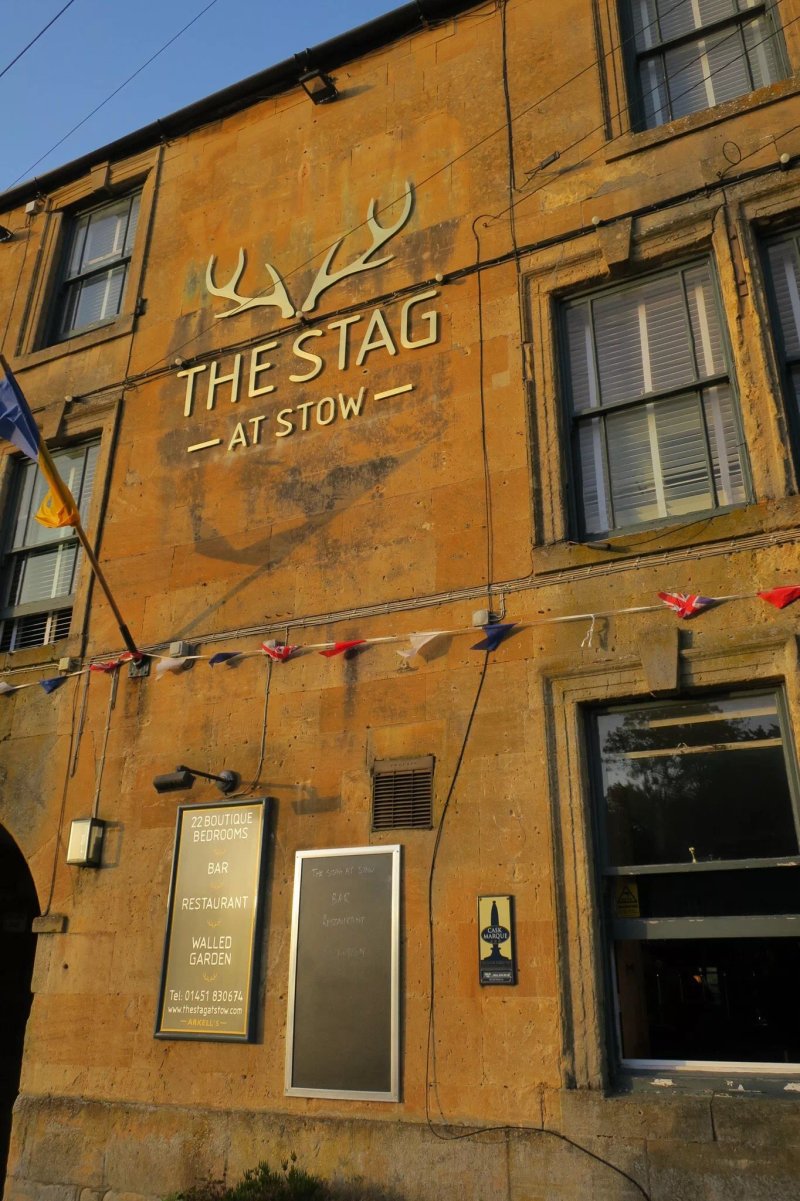 The White Hart Stow