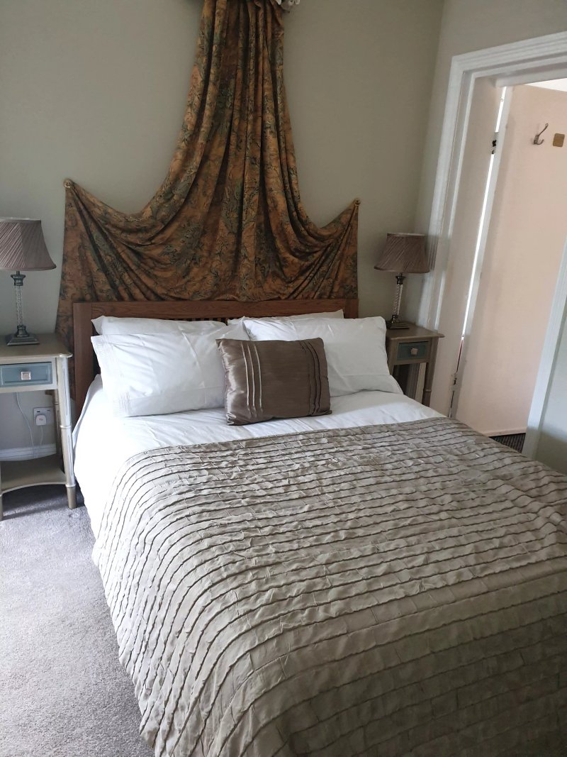 Clarence House Apartments