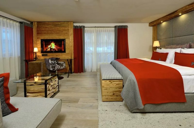 Hotel eva,VILLAGE
