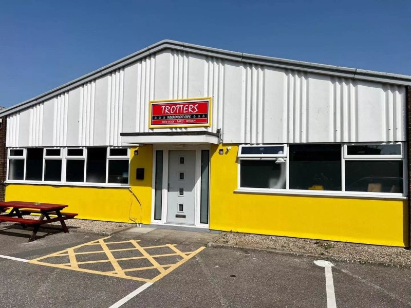 Trotters Cafe UK ltd