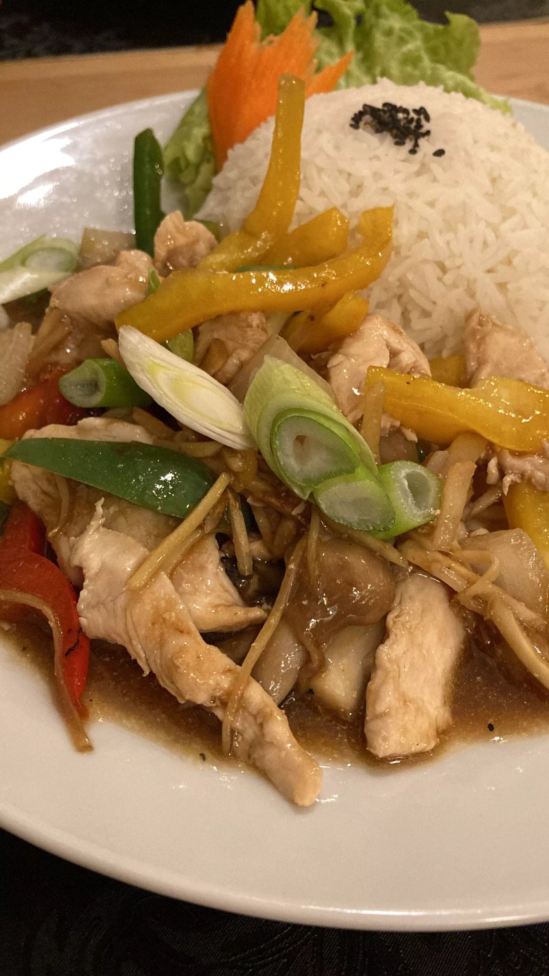 Lamoon Thai Restaurant & Take Away