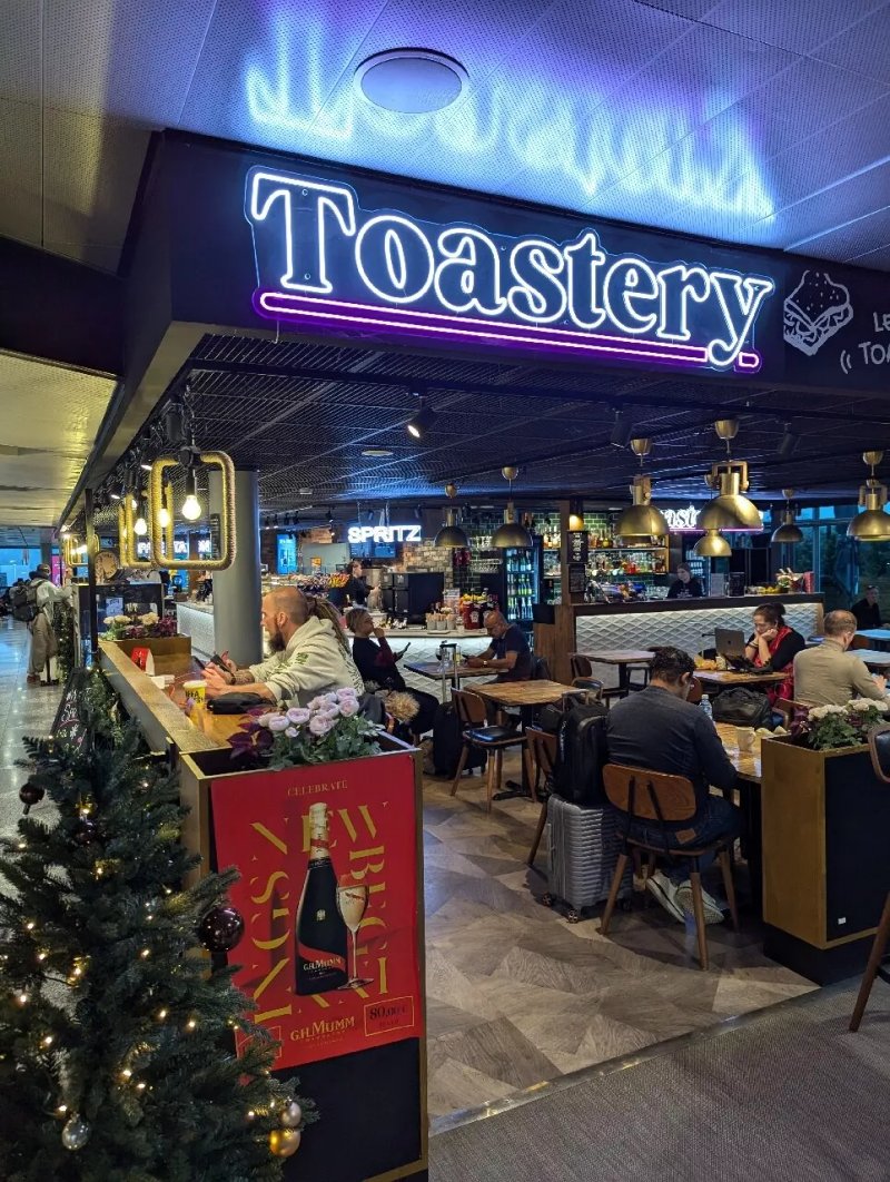 Toastery Cafe & Bar