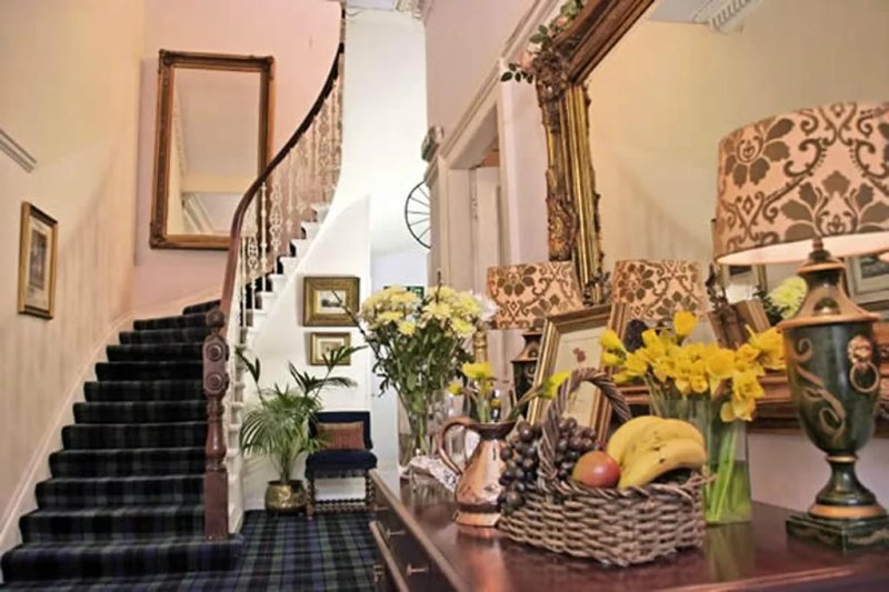 The Georgian House