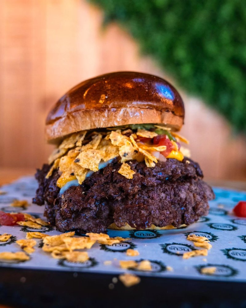 Ficus Burger & Food