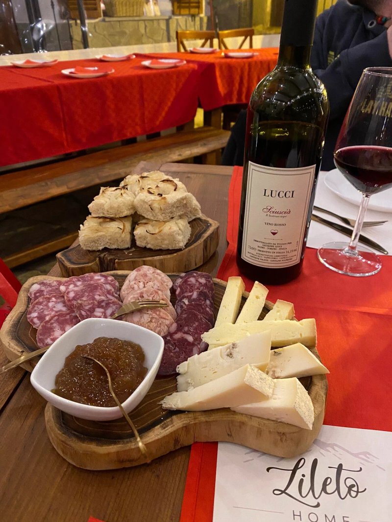 Lileto home Restaurant