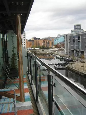 Leedslet   Luxury 2 Double Bed Serviced Apartment