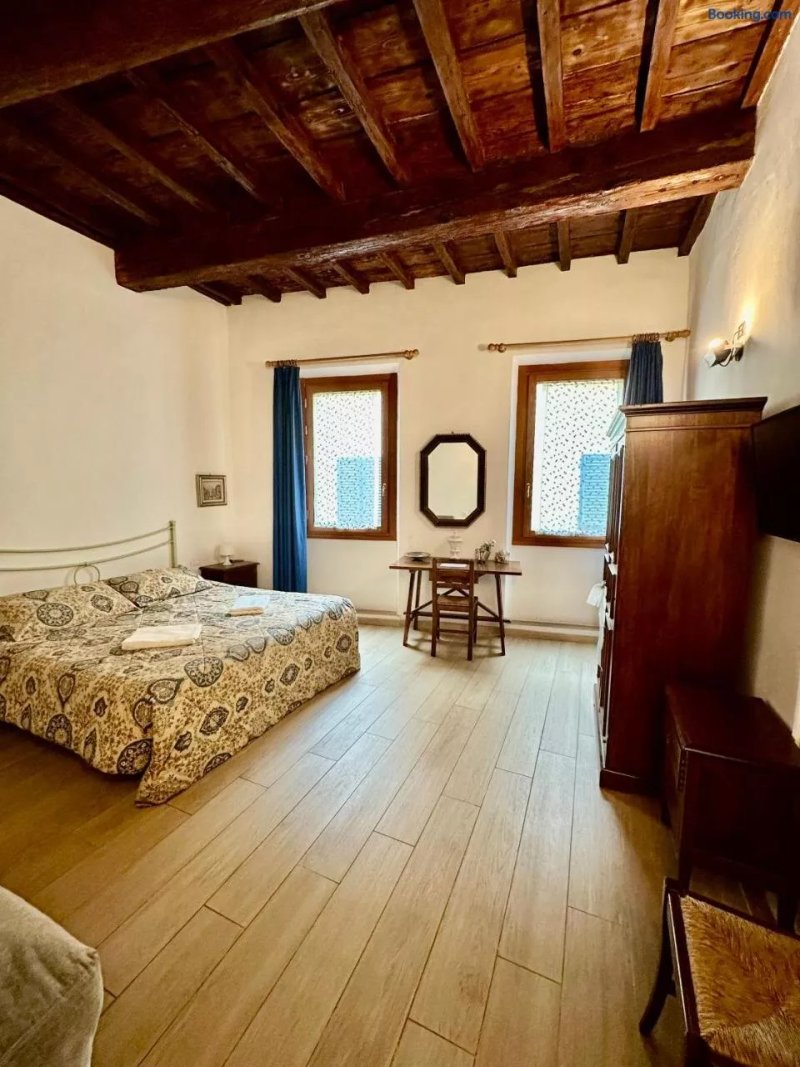 Serena Medici Suite