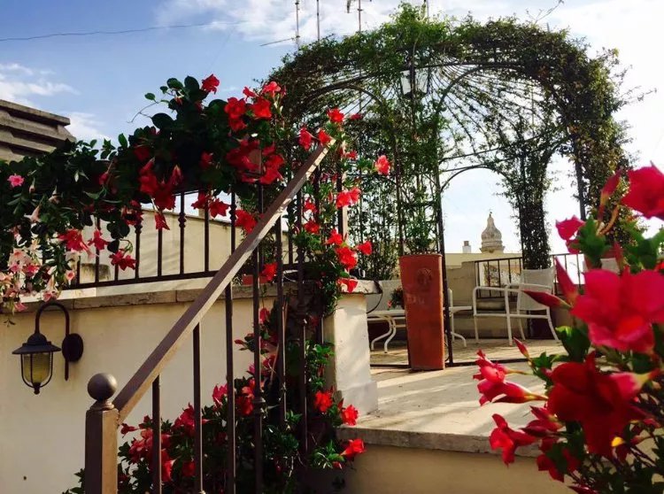 L'Antico Borgo / Palazzo Tauro