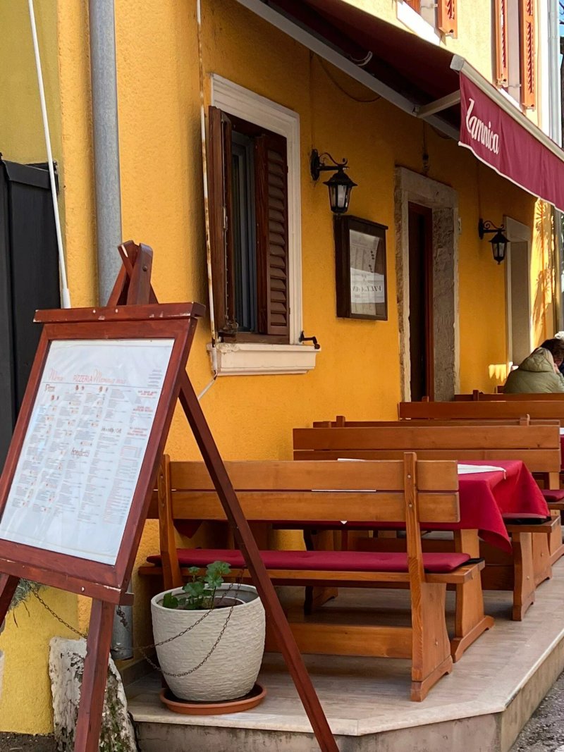 Pizzeria mamma mia