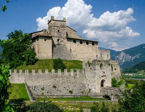 Castel Noarna