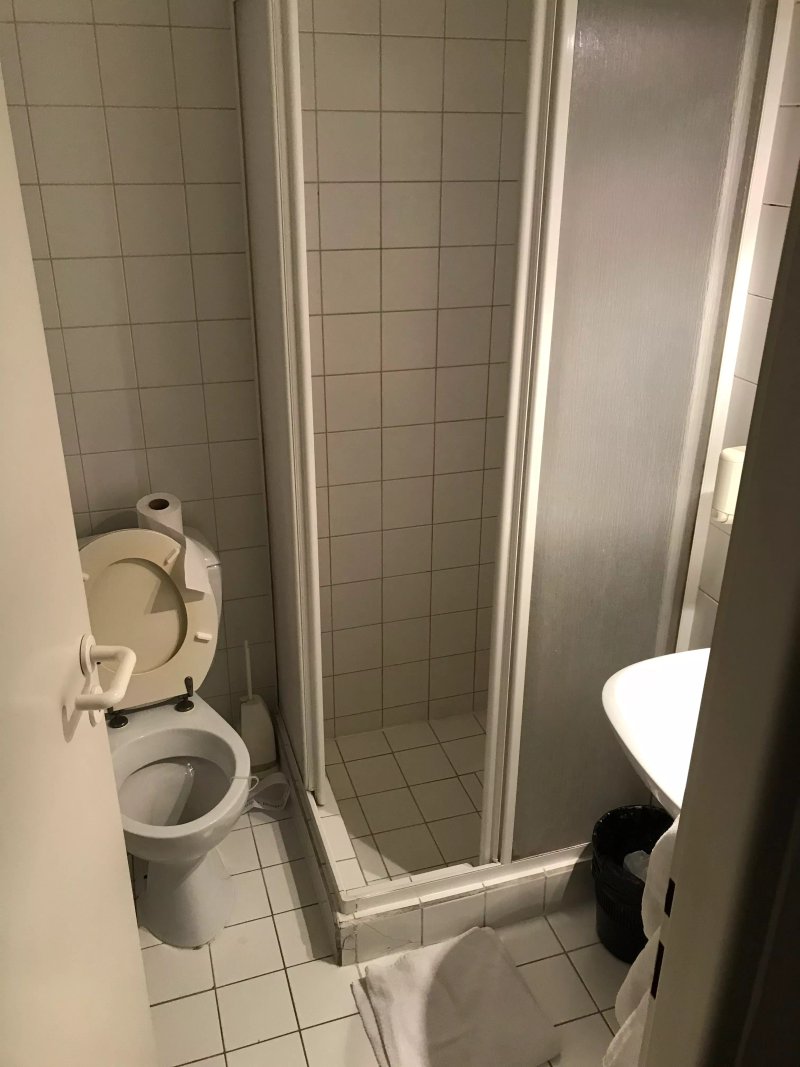 Hotel Saloon