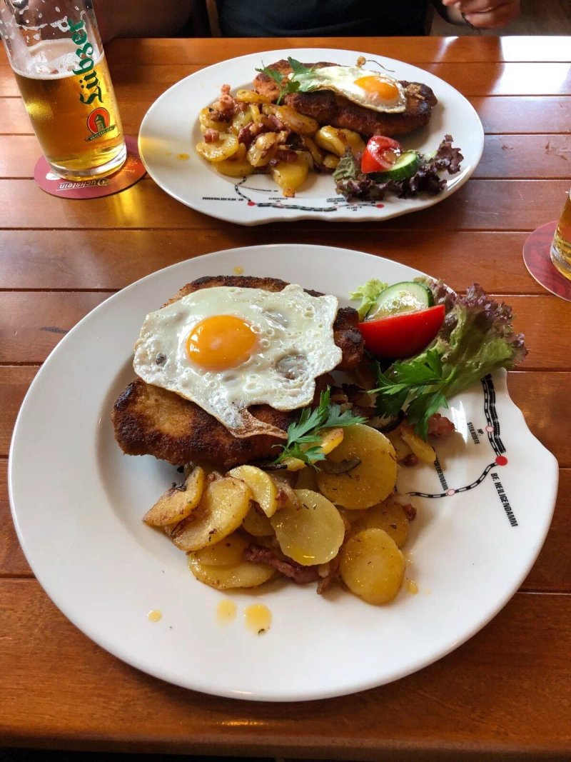 Gleis 2 - Das Mollirestaurant