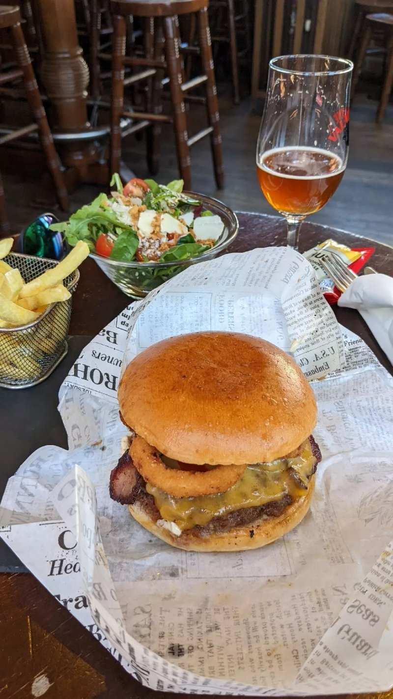 Bull's Pub