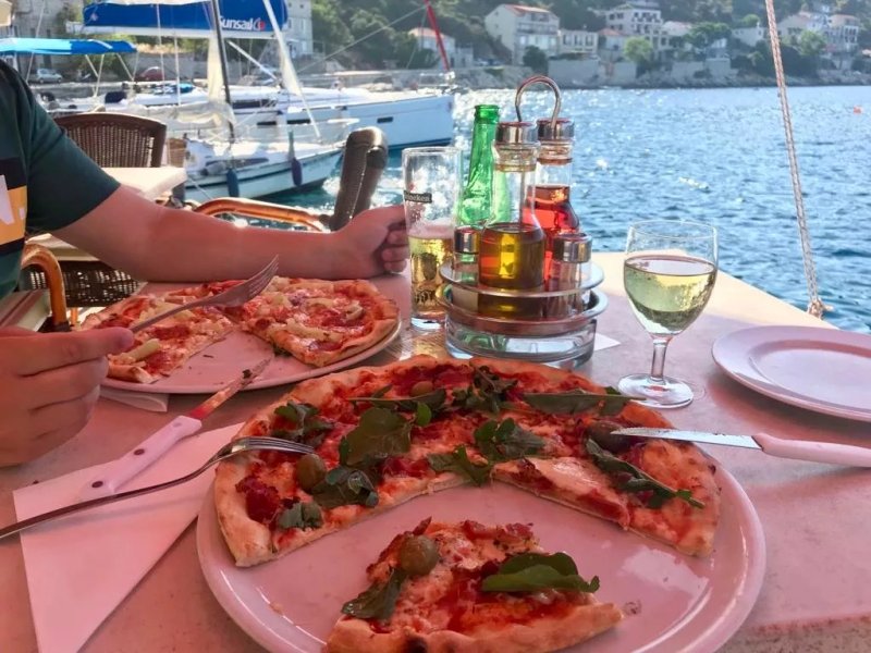 Konoba-pizzeria Riva