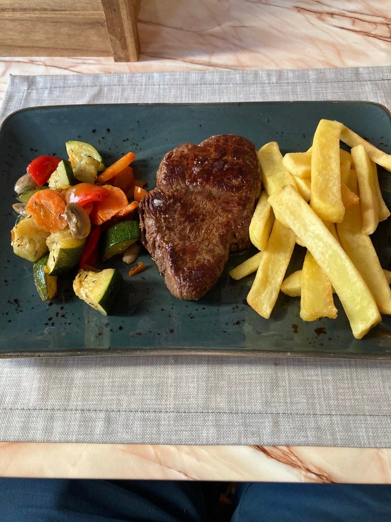 Marc's Restaurant
