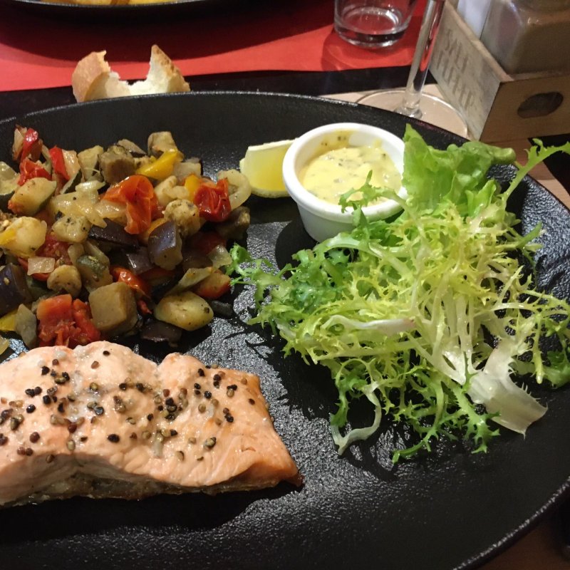 Le Boujaron Restaurant Rotisserie BAr