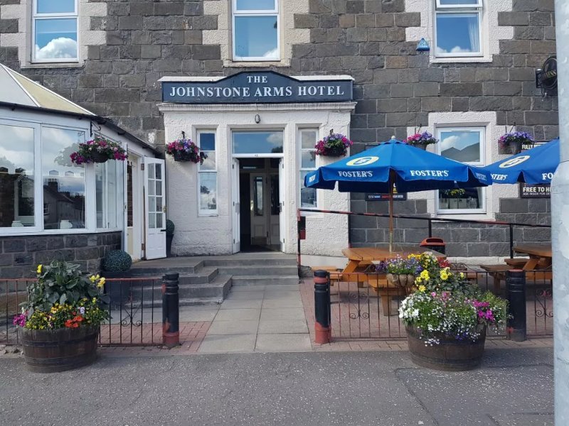 Johnstone Arms Hotel