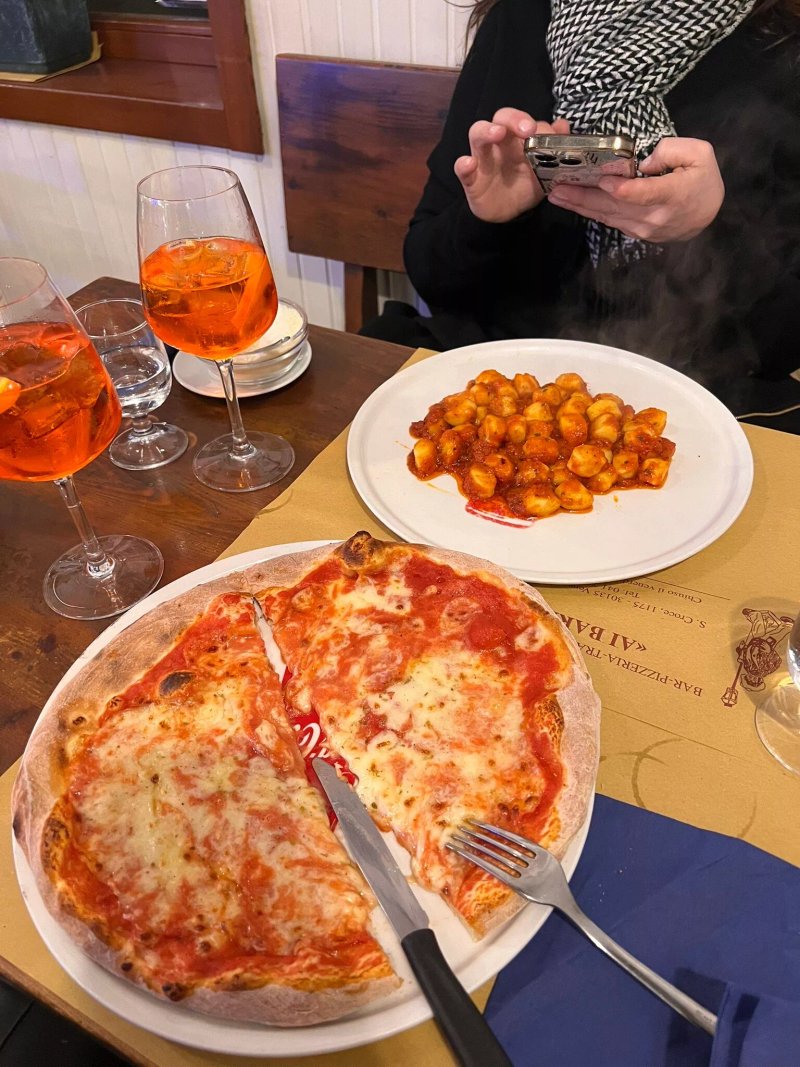 Bar- Pizzeria-Trattoria ai bari