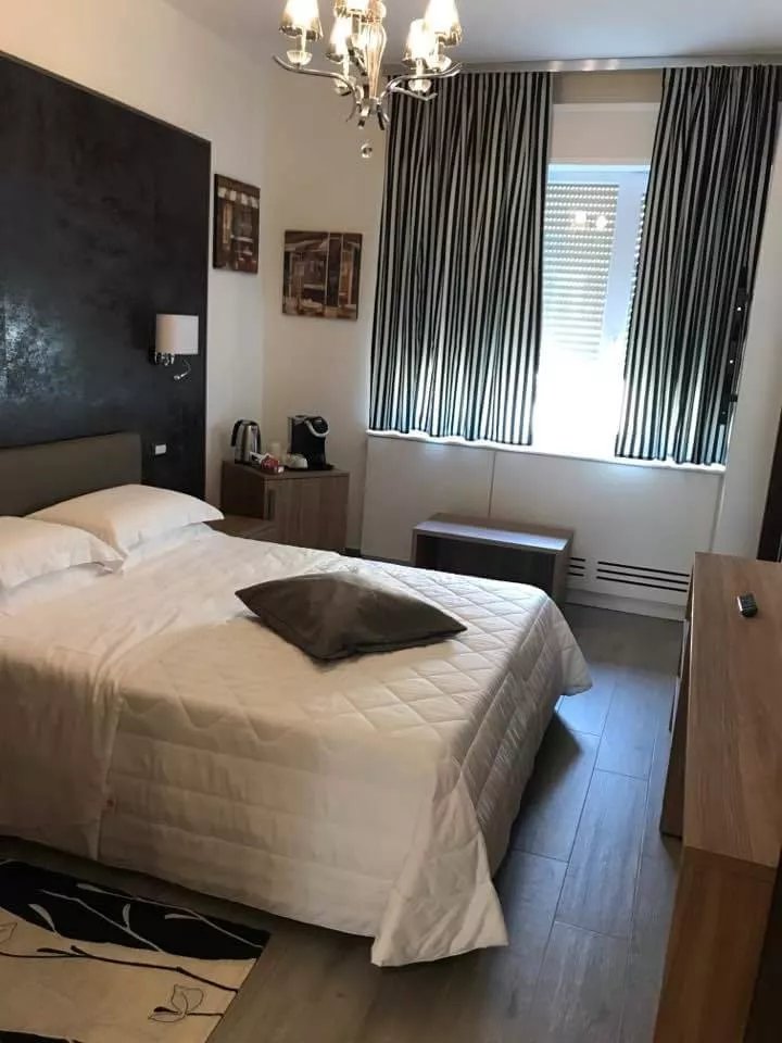 Turin Rooms