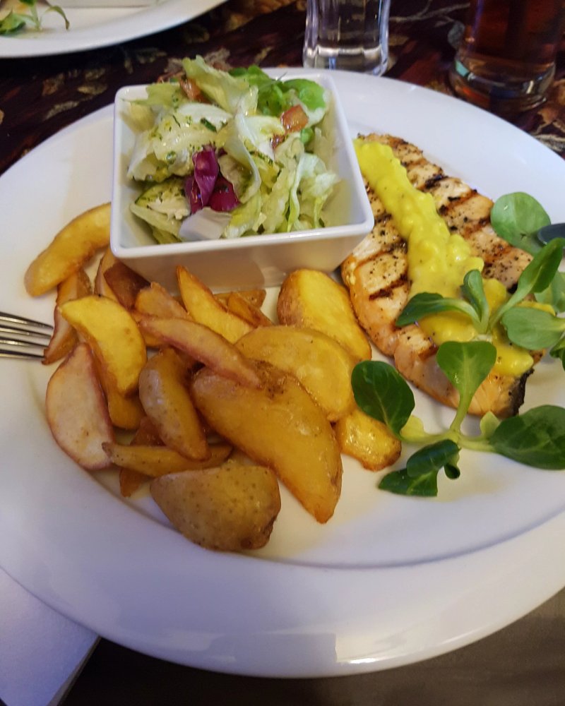 Astoria Restaurant