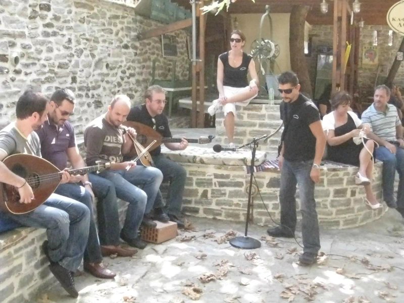 To Steki Ton Dipnosofiston (sophists dinner house)