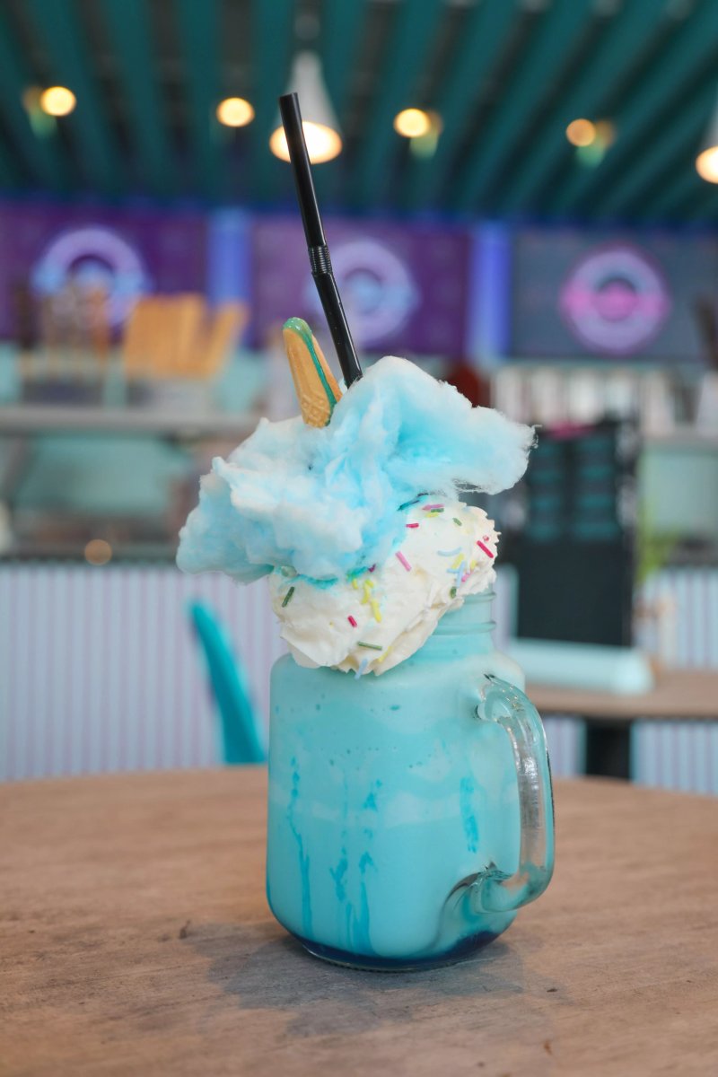 Sea Breeze Desserts
