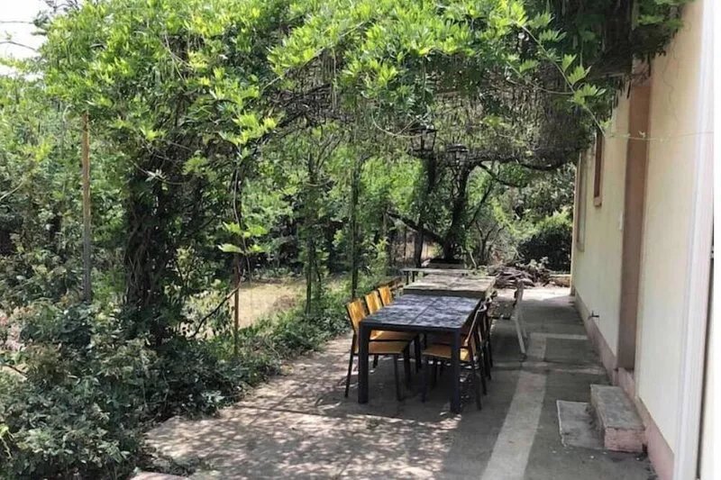 Private heated swimming pool, table tennis, chess, 10 pers.