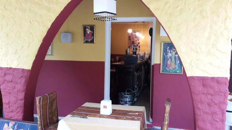 Bollywoods Restaurant and Bar