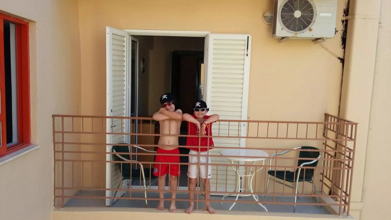 Acropolis Apartments