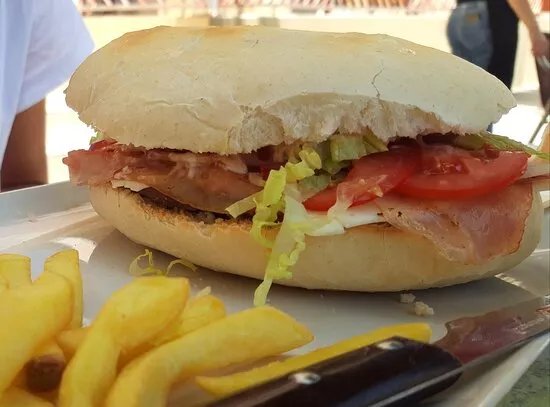 Cafeteria Adhara